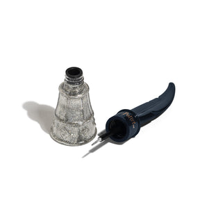 Delineador Líquido Prata Incêndio Aula de Feitiços Harry Potter Quem Disse, Berenice?, 7ml